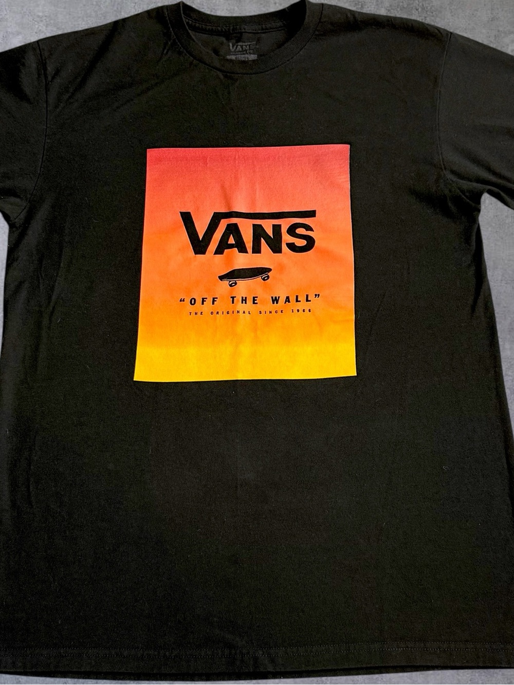 Vans Off The Wall T Shirt Mens M Black Sunset Gradient Skateboard Graphic Tee
